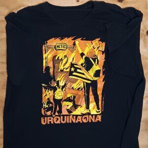 Urquinaona Graphic Tee Shirt